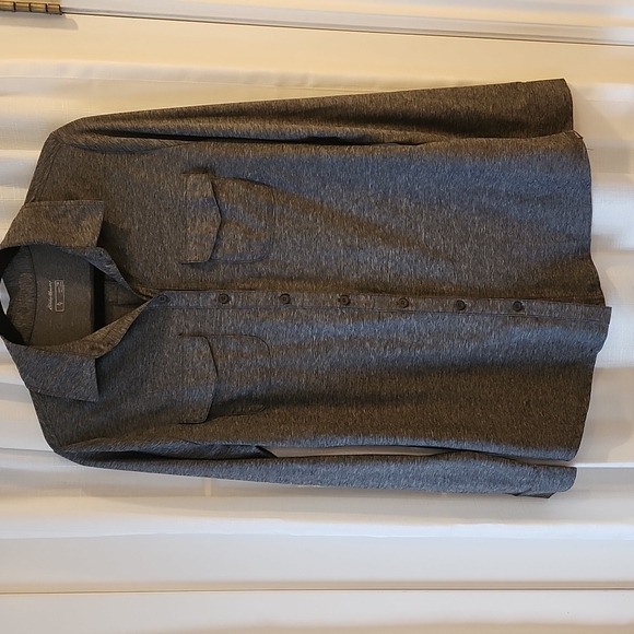 Eddie Bauer Tops - Eddie Bauer Womens Button up